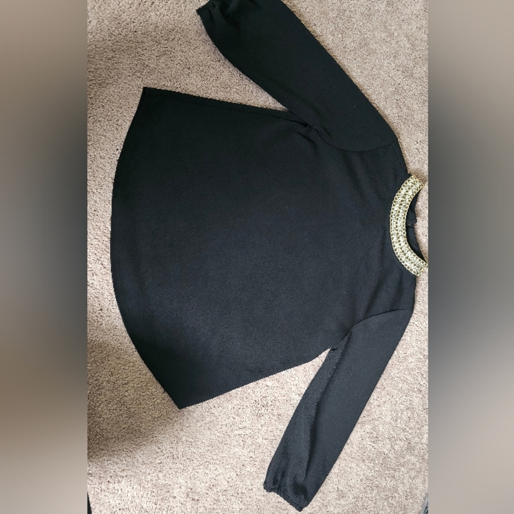 Moaning Moa 3/4 sleeve black top